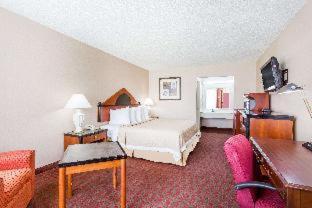 Days Inn By Wyndham Goldsboro Room photo